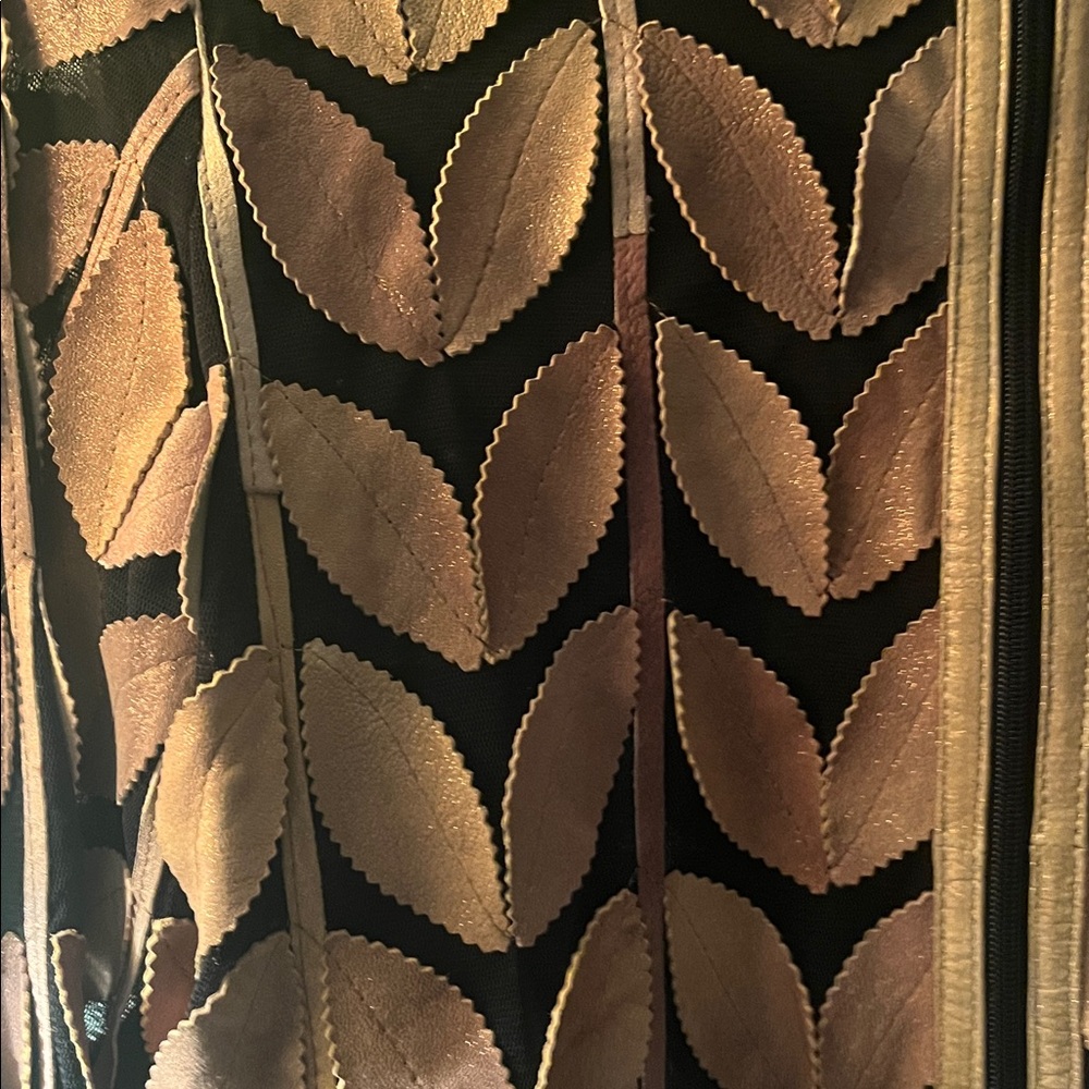 Leaf Patterned Jacket With Zipper - image 4